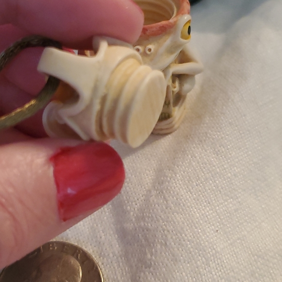 Harmony Kingdom Frog Prince Trinket Box Pendant NIB TJZFR Retired Garden… - Picture 8 of 16